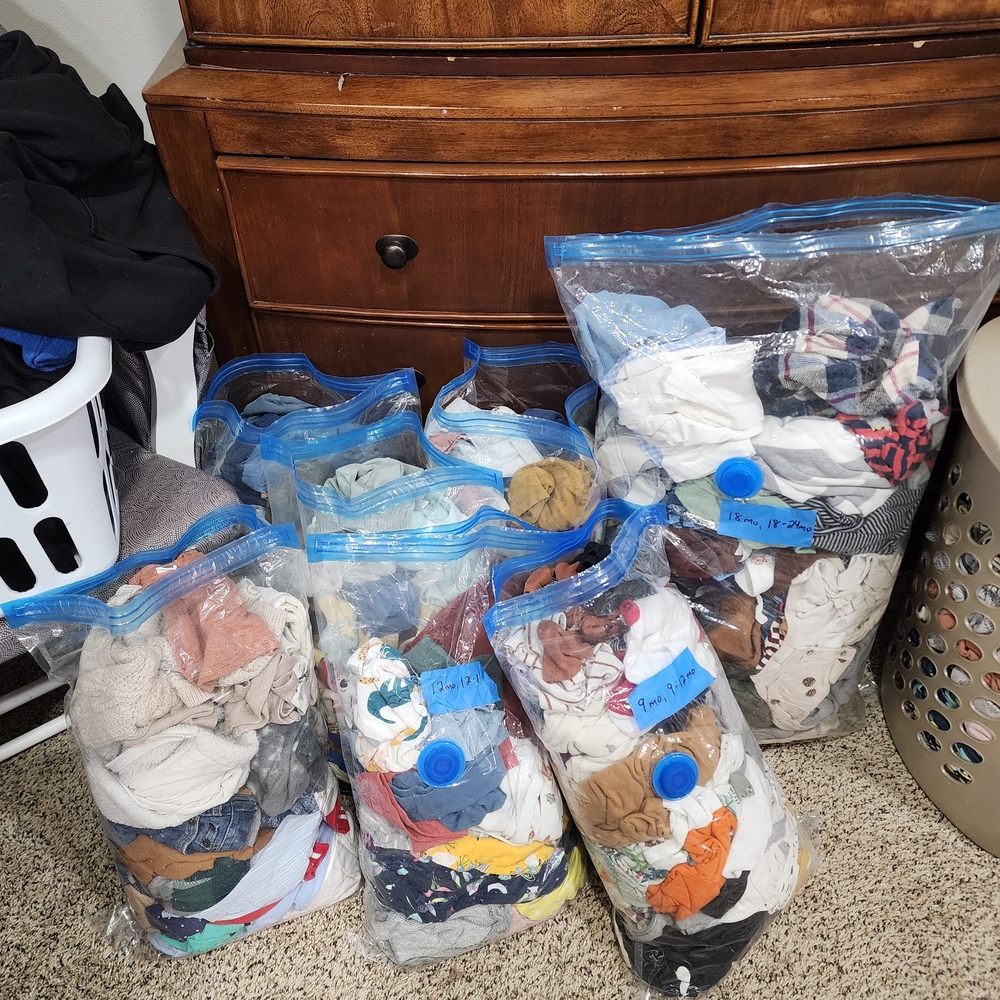 ** BABY CLOTHES CURATED BOXES**